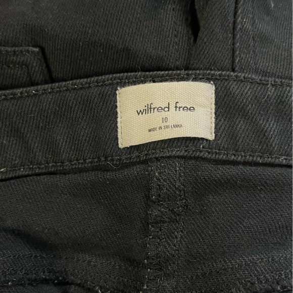 Aritzia Wilfred Free Mercury Short in Black - Picture 4 of 5